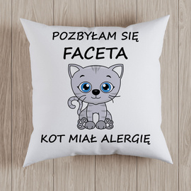Pozbyłam się faceta, kot miał alergię - poduszka