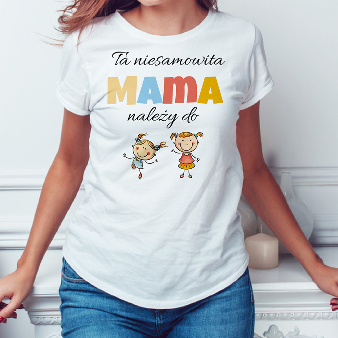 Ta niesamowita mama należy do - koszulka damska