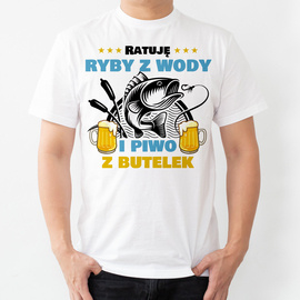 Ratuję ryby z wody i piwo z butelek - koszulka męska